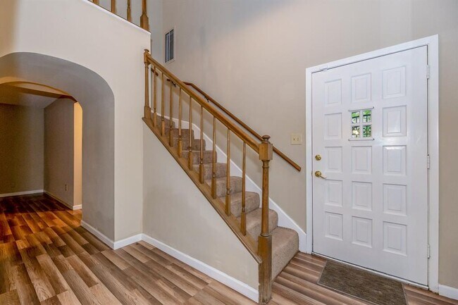 Foto del edificio - 2710 Yorktown Dr