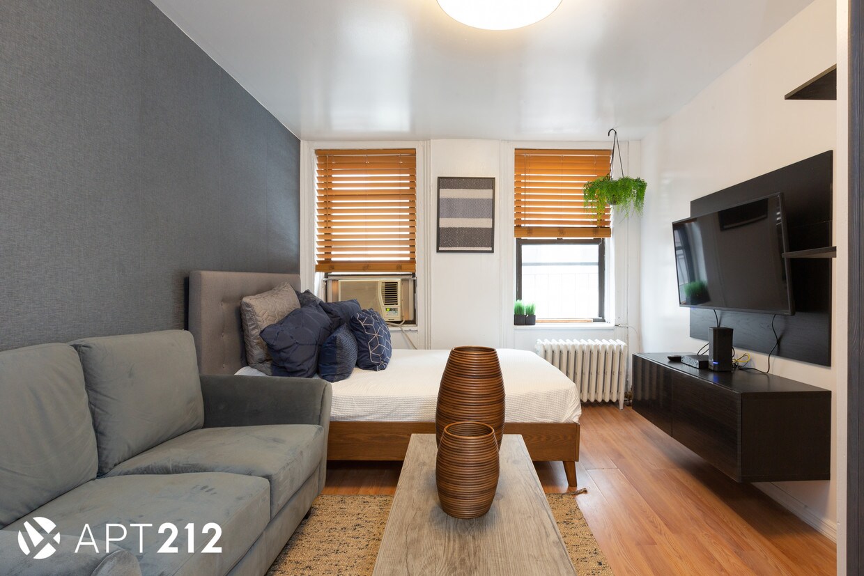 Primary Photo - 159 Mott St