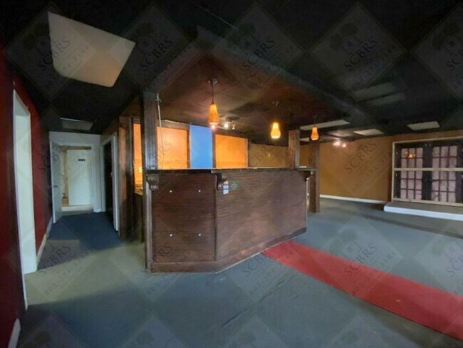 Building Photo - 2229 Decker Blvd UNIT A (COMMERCIAL SPACE)