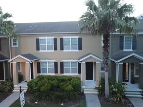 Building Photo - 10308 Hartford Maroon Rd