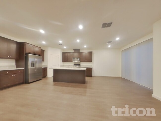 Foto del edificio - 2050 Delta Vw Ave