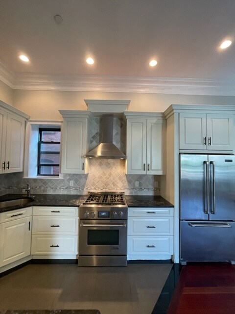 Foto del edificio - 778 E Broadway