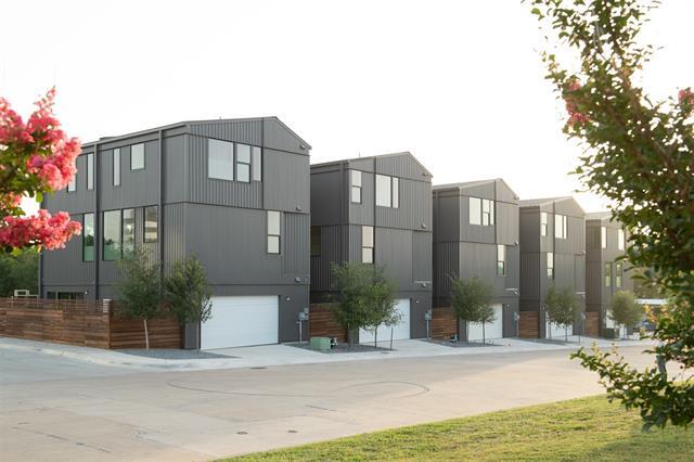 Building Photo - 105 Forest Star Dr