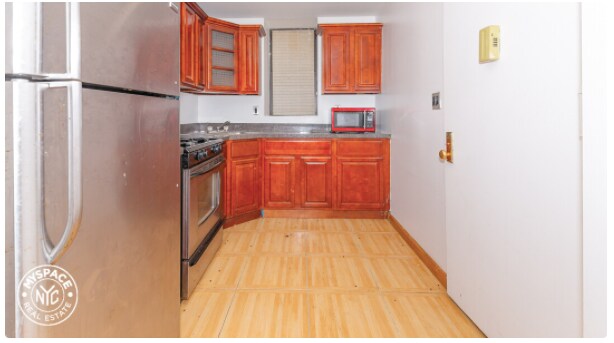 Building Photo - 974 Saint Marks Ave