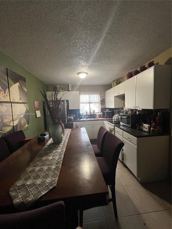 Foto del edificio - 6278 W 22nd Ct