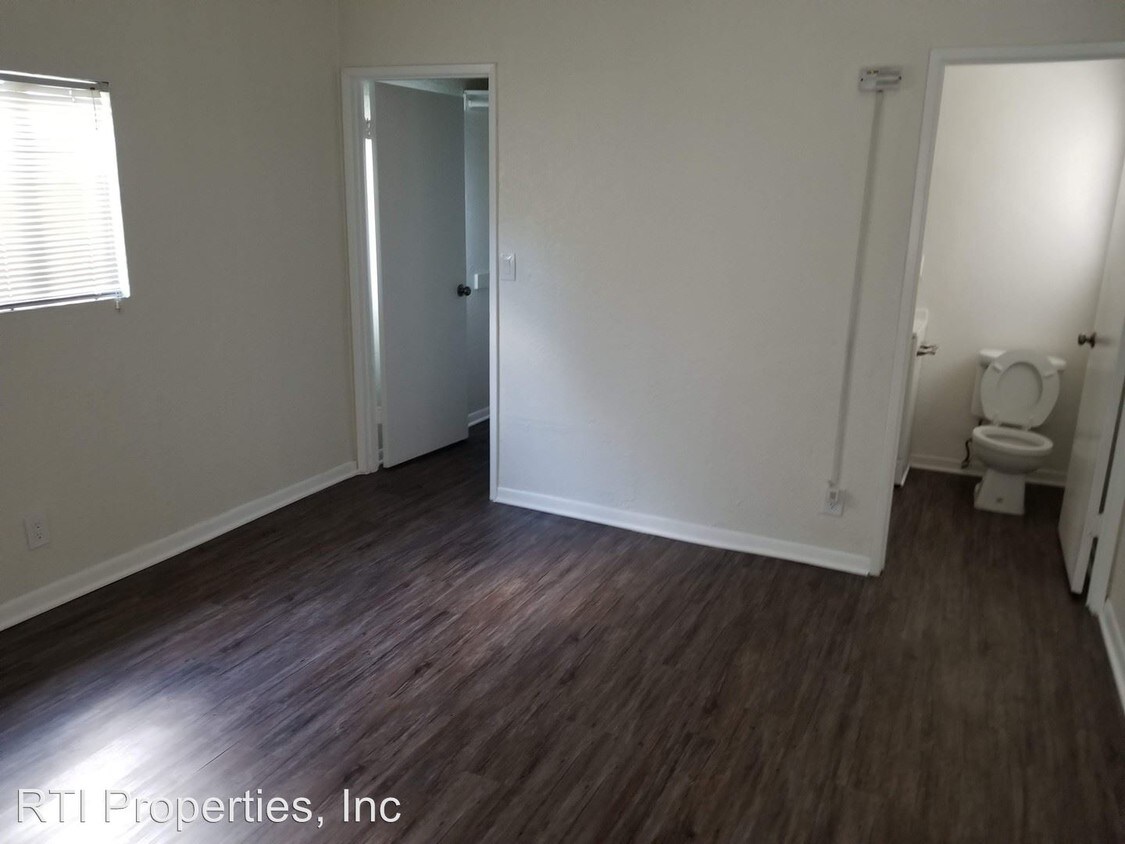 Foto principal - 2305 Lemon Ave