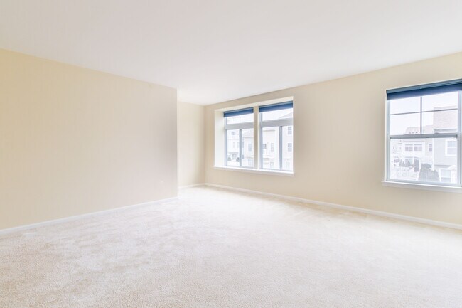 Foto del edificio - 6518 Seaspray Ave