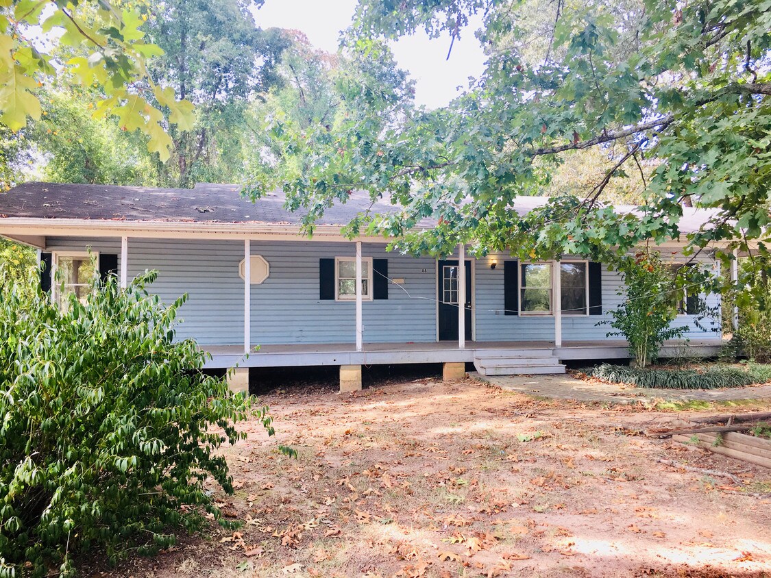 Primary Photo - 88 Fox Ln