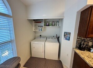 Building Photo - 4910 Cougar Ct N