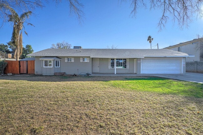 Photo - 2133 W Morten Ave House