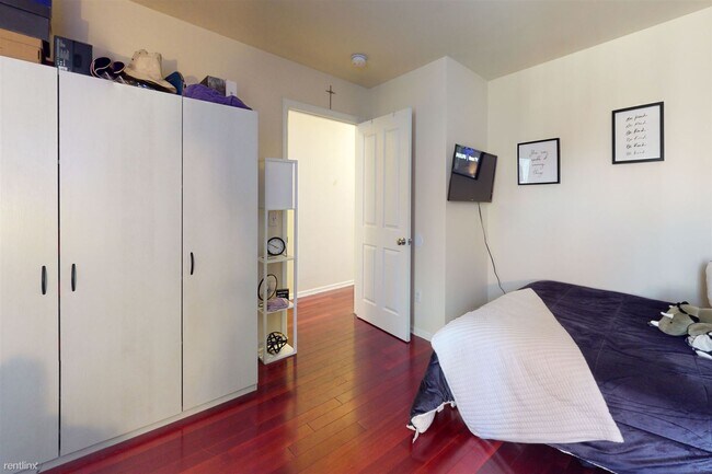 Foto del edificio - 5 br, 3 bath Duplex - 1923 N 18TH ST Unit B