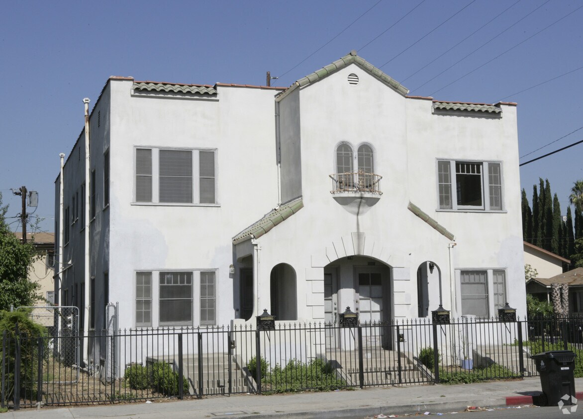 Foto del edificio - 1257 N Bronson Ave