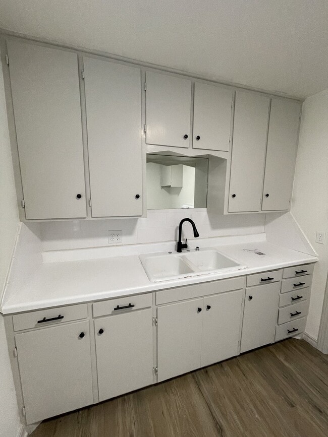 Foto del edificio - 3b, 1b Home in The Village