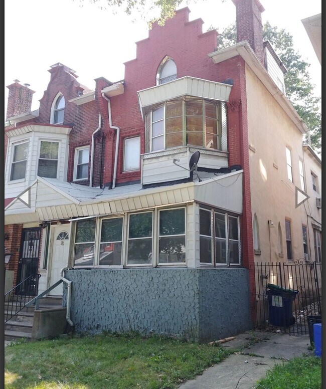 Photo - 28 N 50th St Apartment