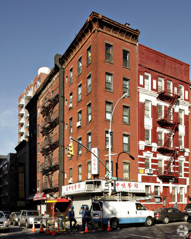 Building Photo - 55 Market St