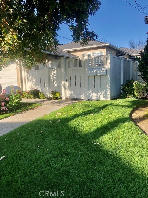 Foto principal - 1302 Bonnie Brae St