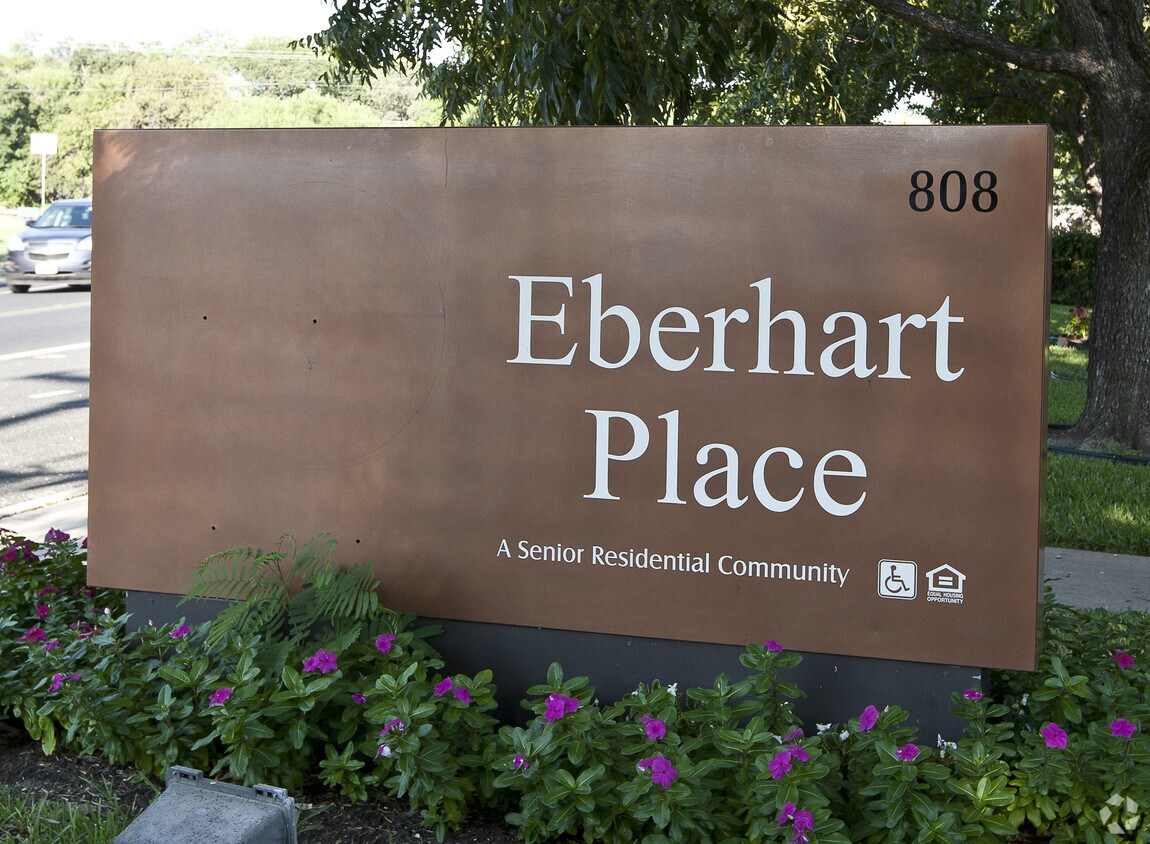 Foto del edificio - Eberthart Place