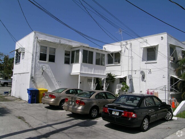 Foto del edificio - 407 S Lakeside Dr