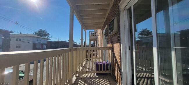 Foto del edificio - 17 Cuozzo St