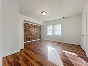 Building Photo - 1717 Trinidad Ave NE