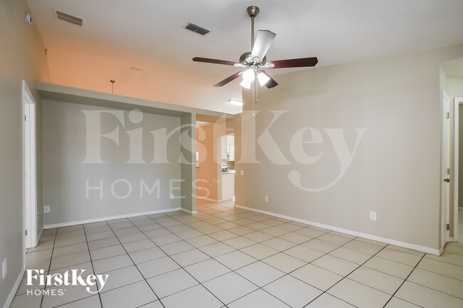 Foto del edificio - 10524 Cherry Oak Cir