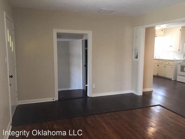 Building Photo - 3 br, 1 bath House - 3417 Pioneer St.