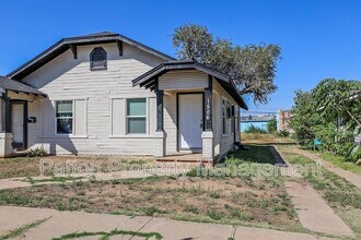 Building Photo - 1506 SW 11th Ave