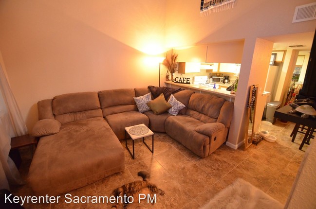 Foto del edificio - 2501 Fulton Square Ln