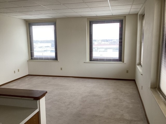 Building Photo - City Center Kent Apartments