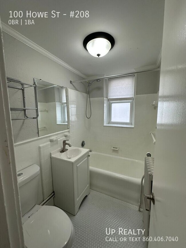 Foto del edificio - 100 Howe St