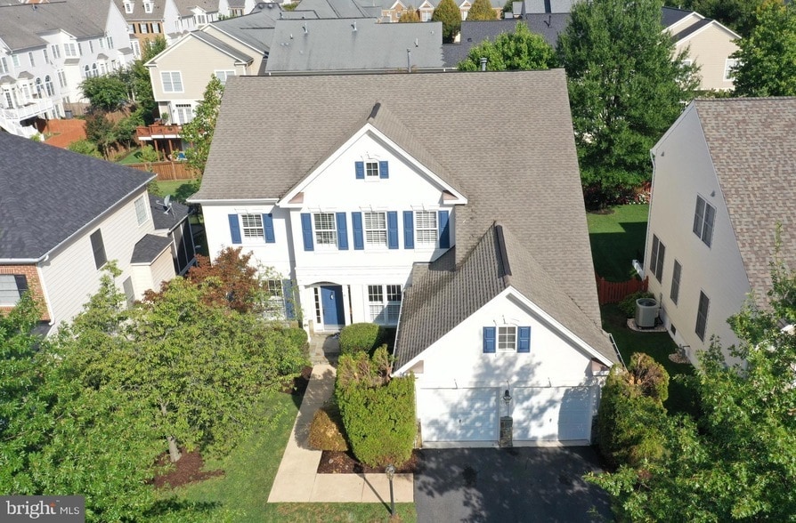 Photo - 43708 Red House Drive Unit