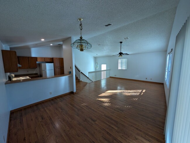 Foto del edificio - Chandler 3 bedroom with Large Backyard!