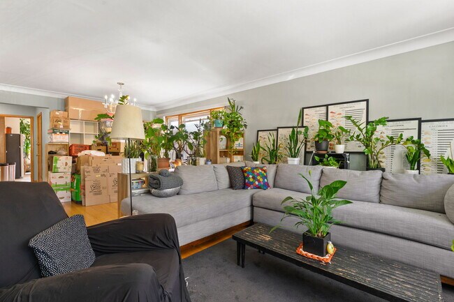 Foto del edificio - 5515 N Artesian Ave