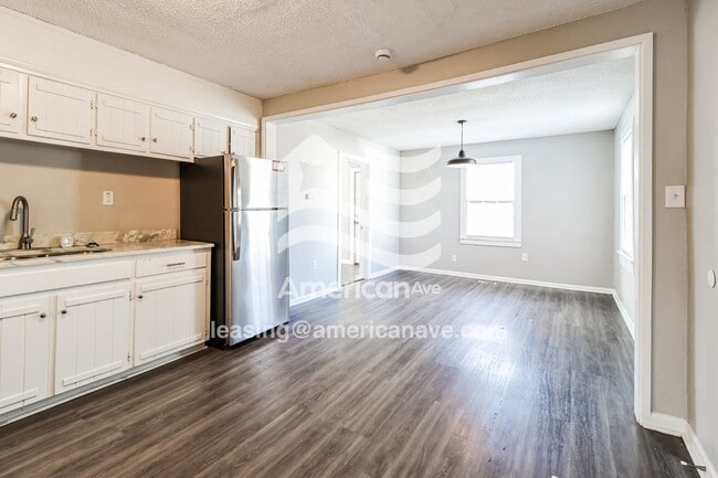 Building Photo - 307 Water St