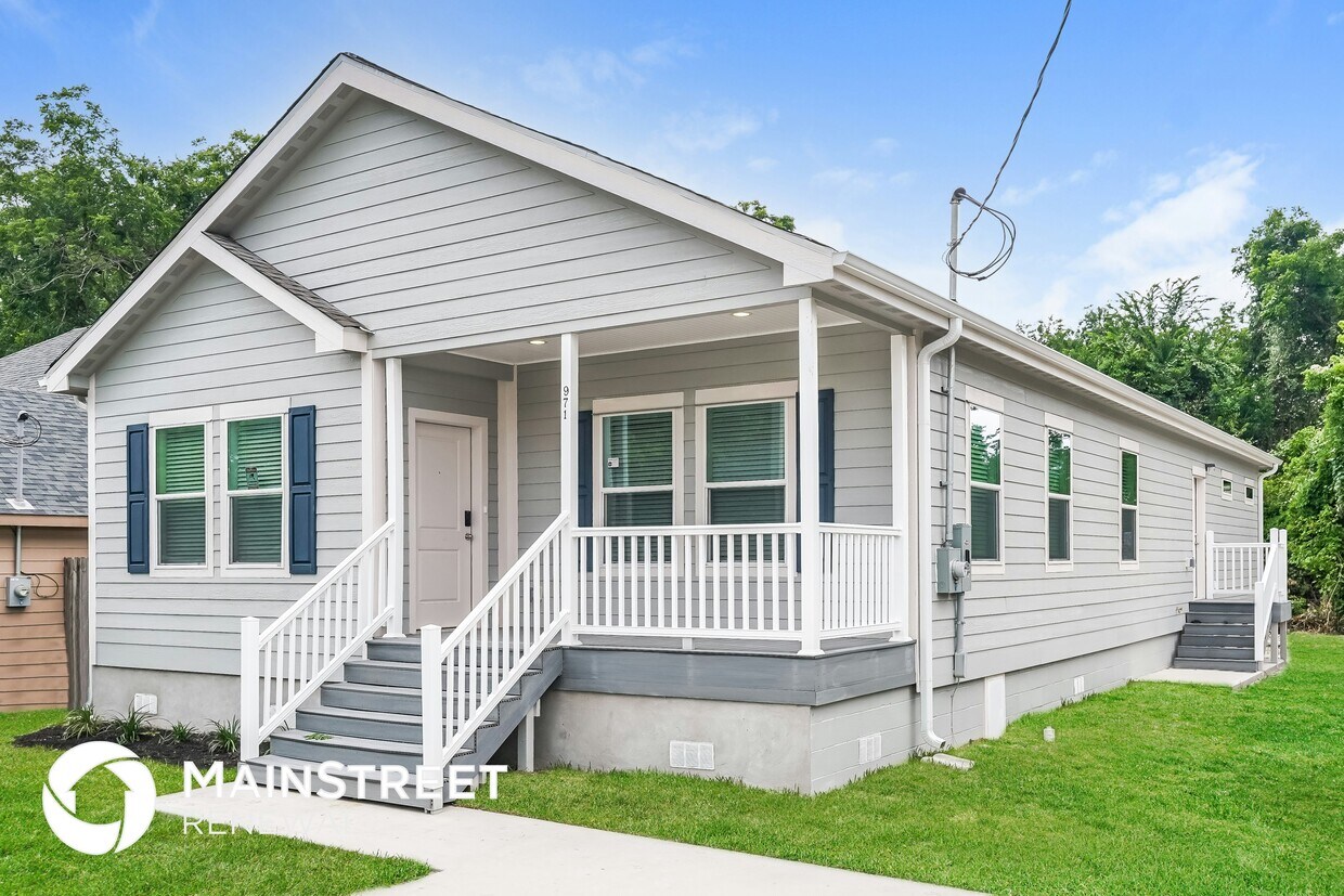 Foto principal - 971 Lucky St
