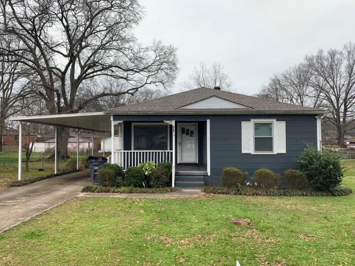 Primary Photo - 114 Lakeland Ave
