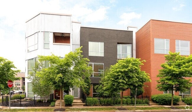 Building Photo - 793 N 6th St