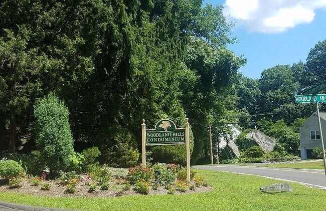 Entrance to Condo - 615 Woodland Hills Rd