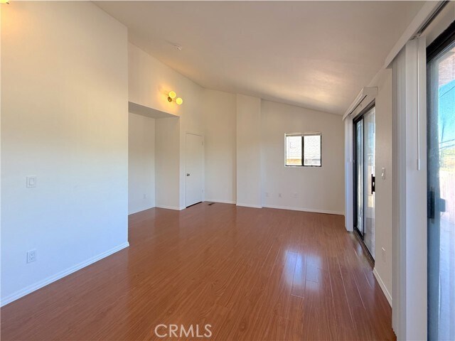 Foto del edificio - 2438 Andreo Ave