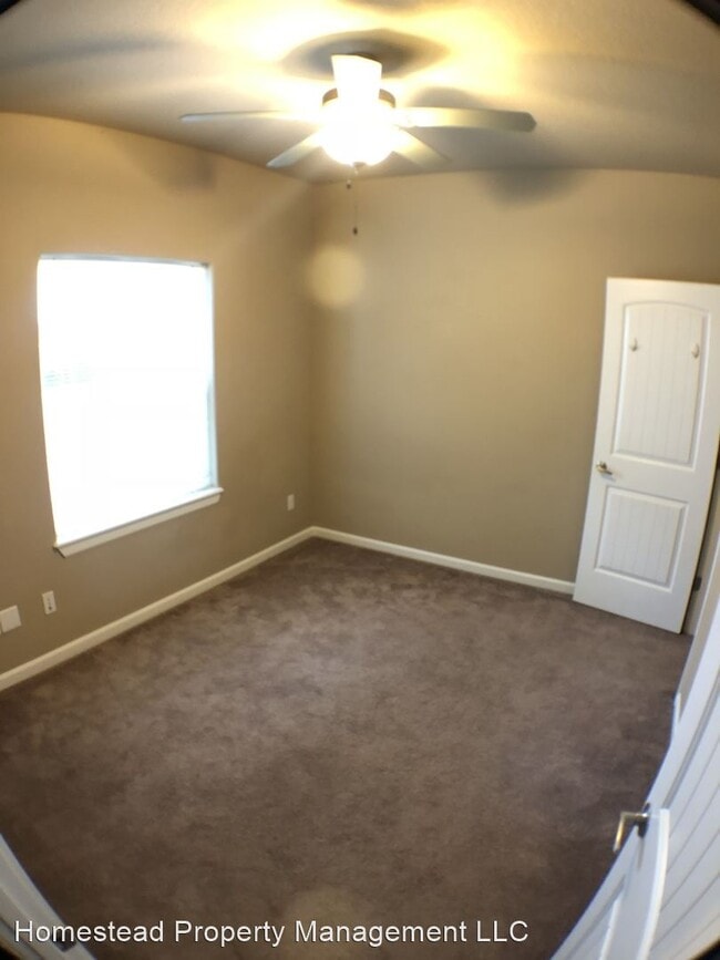 Building Photo - 233 Whitesell St