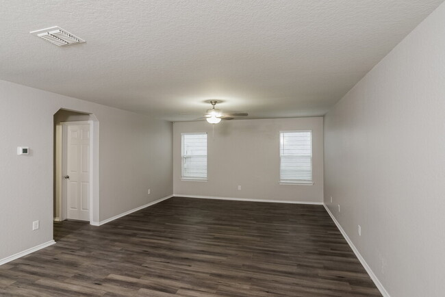 Building Photo - 10931 Soogan Trail