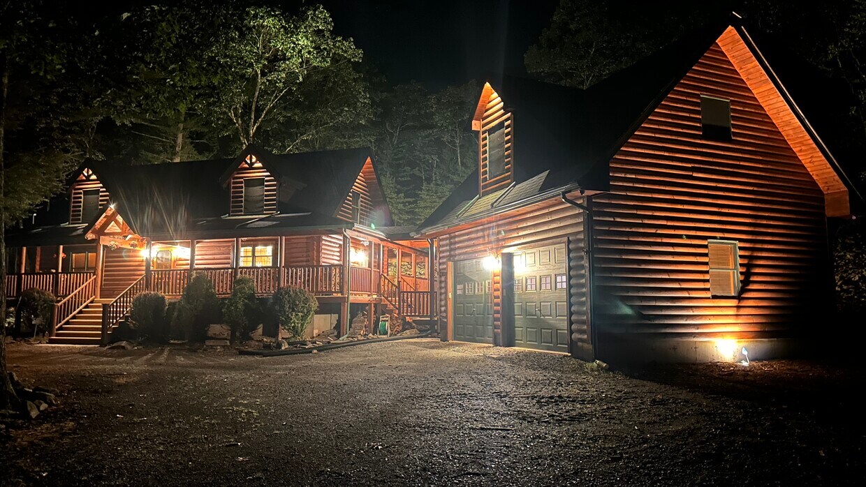 135 Song Mountain Dr, Tafton, PA 18464 House Rental in Tafton, PA