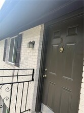 Building Photo - 1084 Jolly Ave