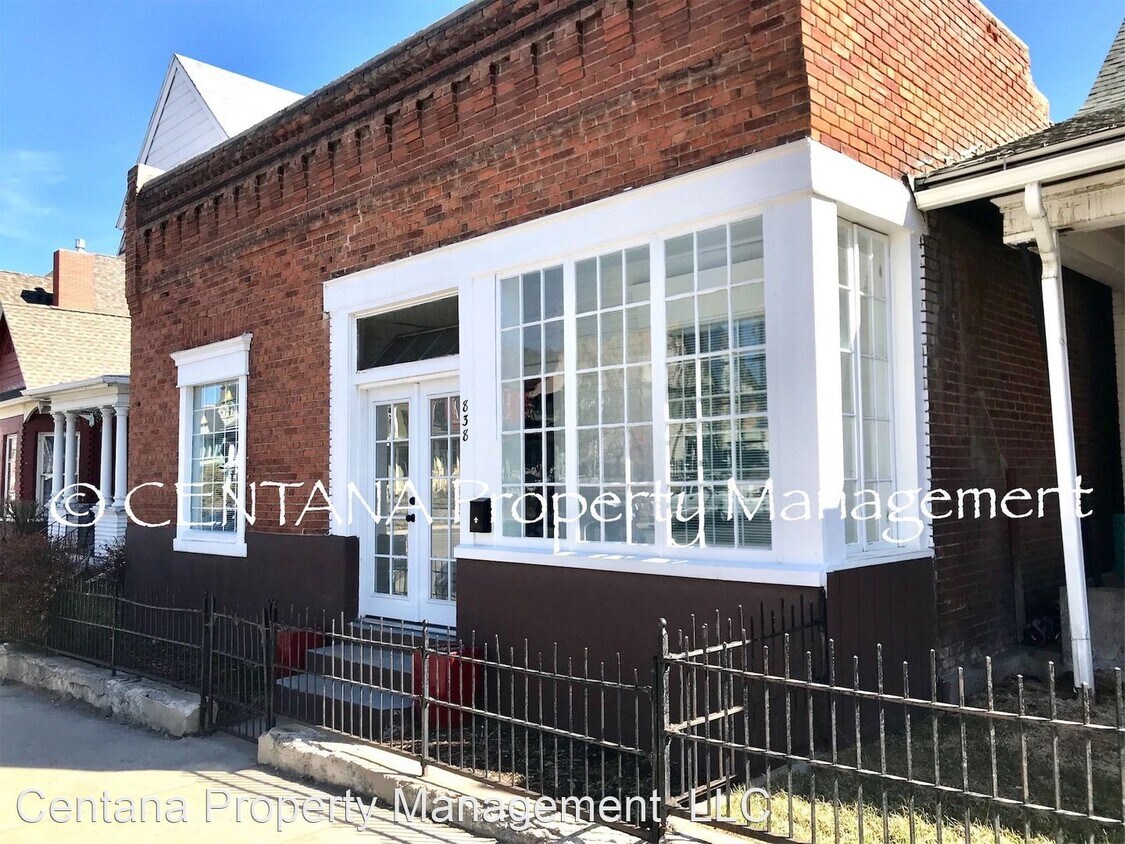 Primary Photo - 2 br, 1 bath House - 838 W. Park