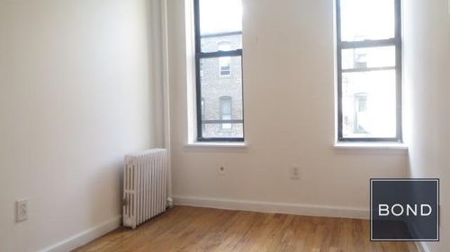 Building Photo - 325 E 93rd St