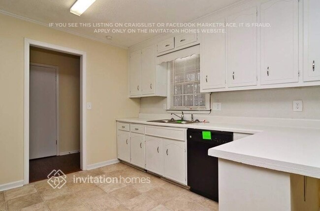 Foto del edificio - 2668 Earl Dr