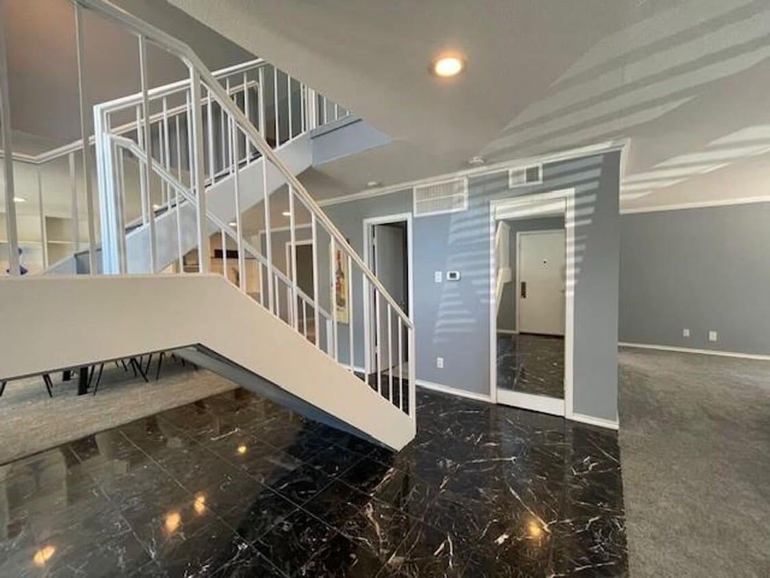 Photo - 15901 Archwood Lane Unit #1022