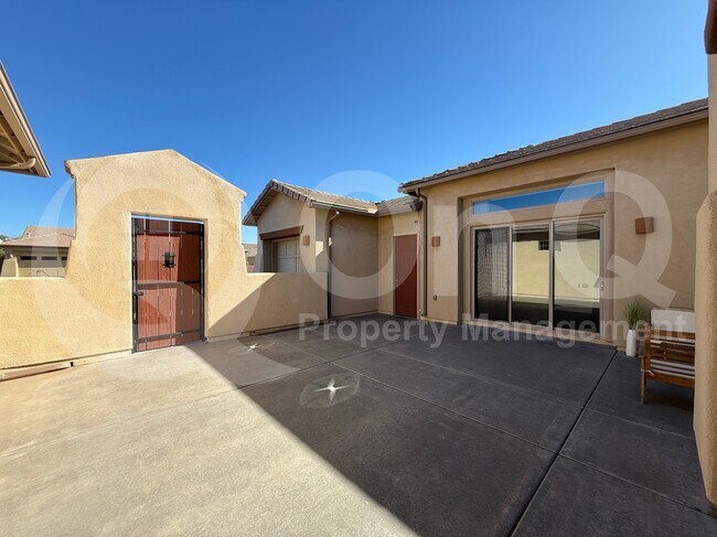 Foto del edificio - 13715 N Tessali Way