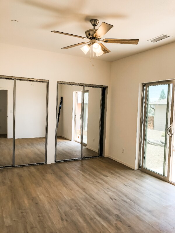 Building Photo - 5850 Black Olive Dr