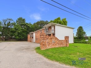Building Photo - 287 Foxworth Dr